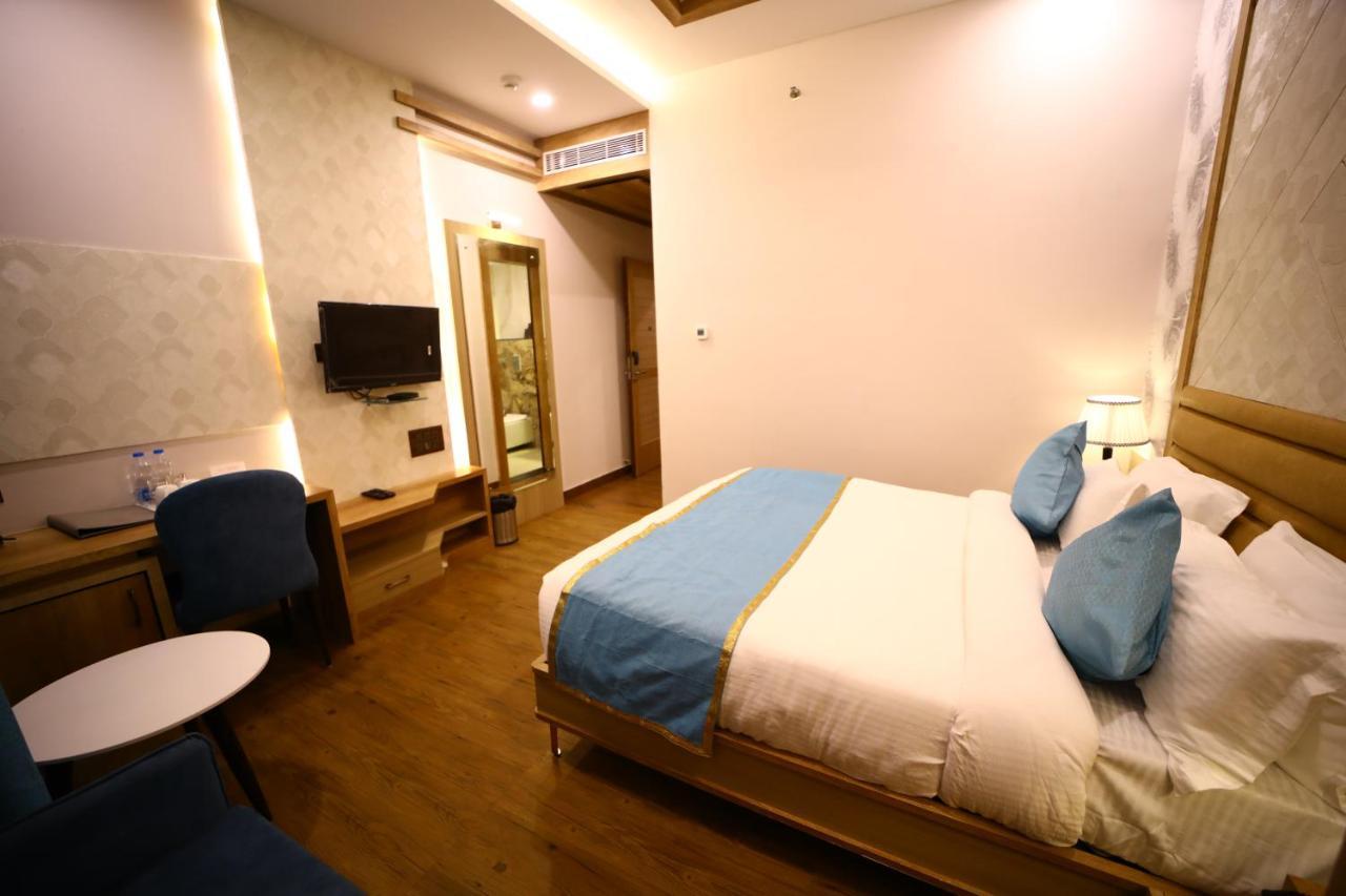 Prime Land Hotel 3*