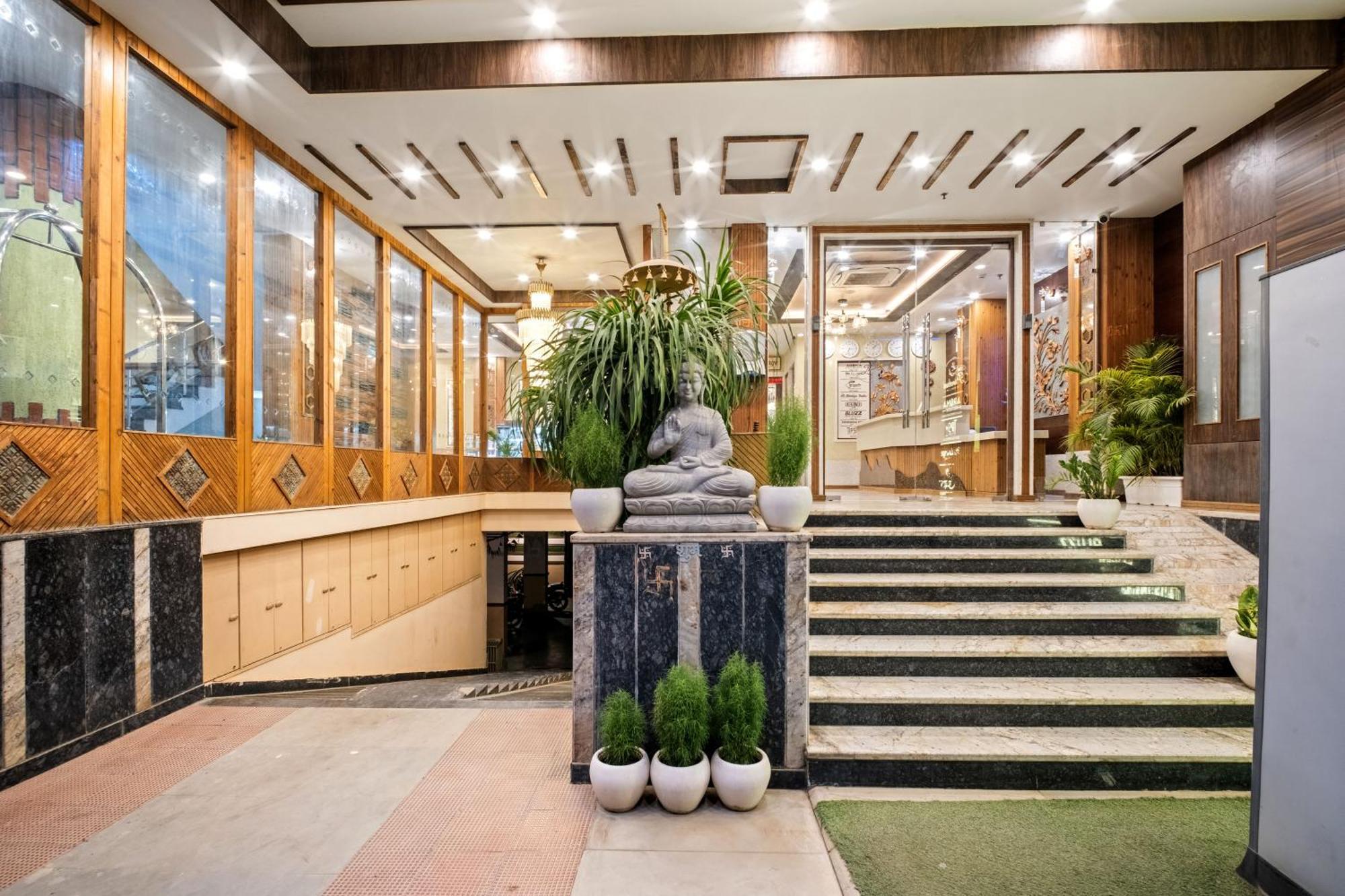 Hotel Prime Land 3*